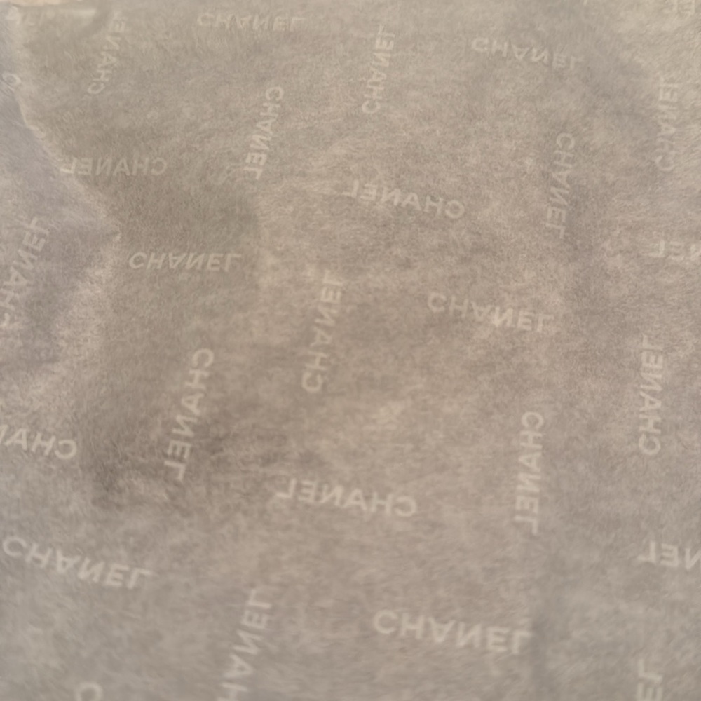 Authentic Chanel Box - Picture 4 of 7